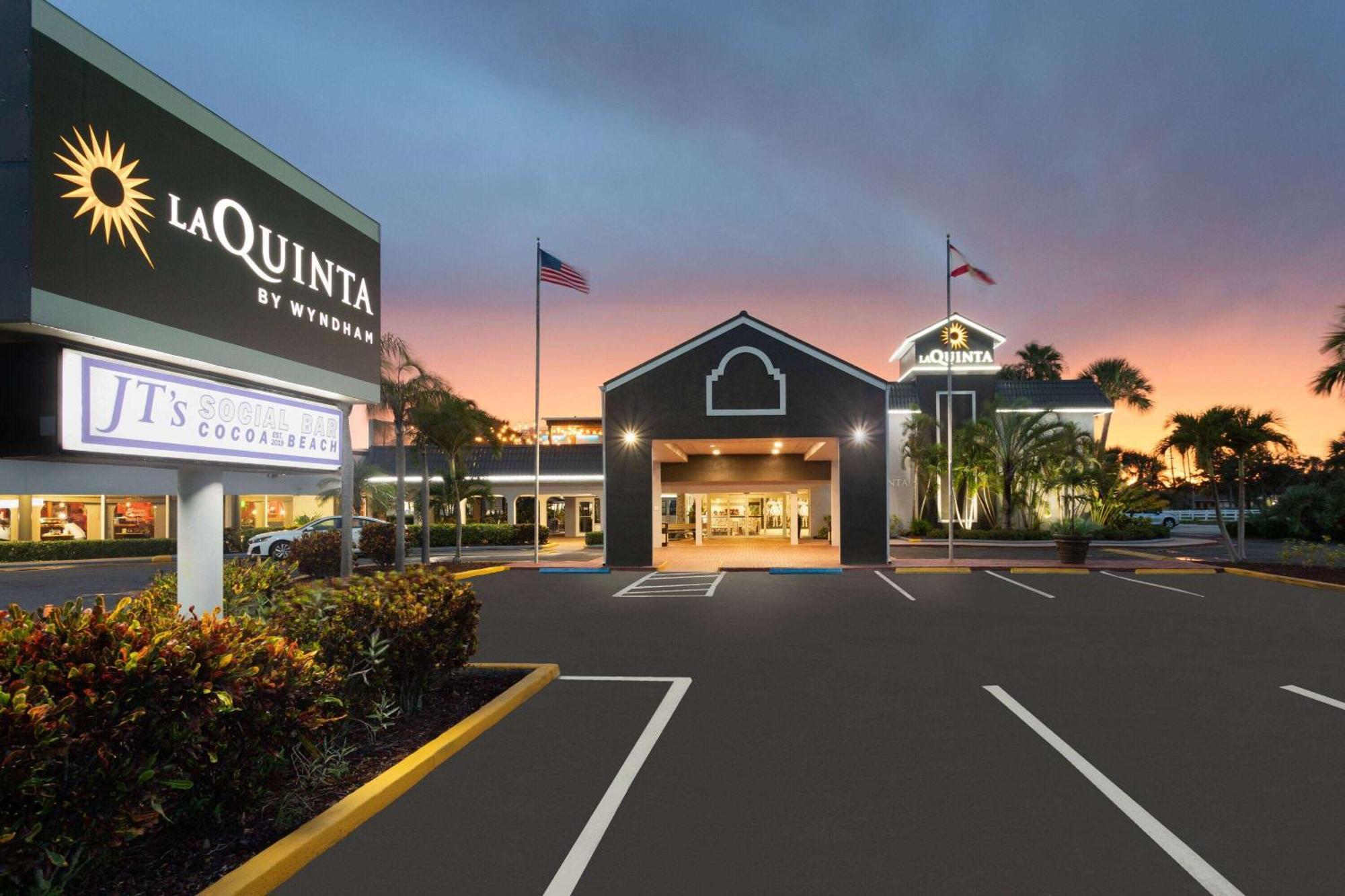 La Quinta Inn By Wyndham Cocoa Beach-Port Canaveral Exterior foto