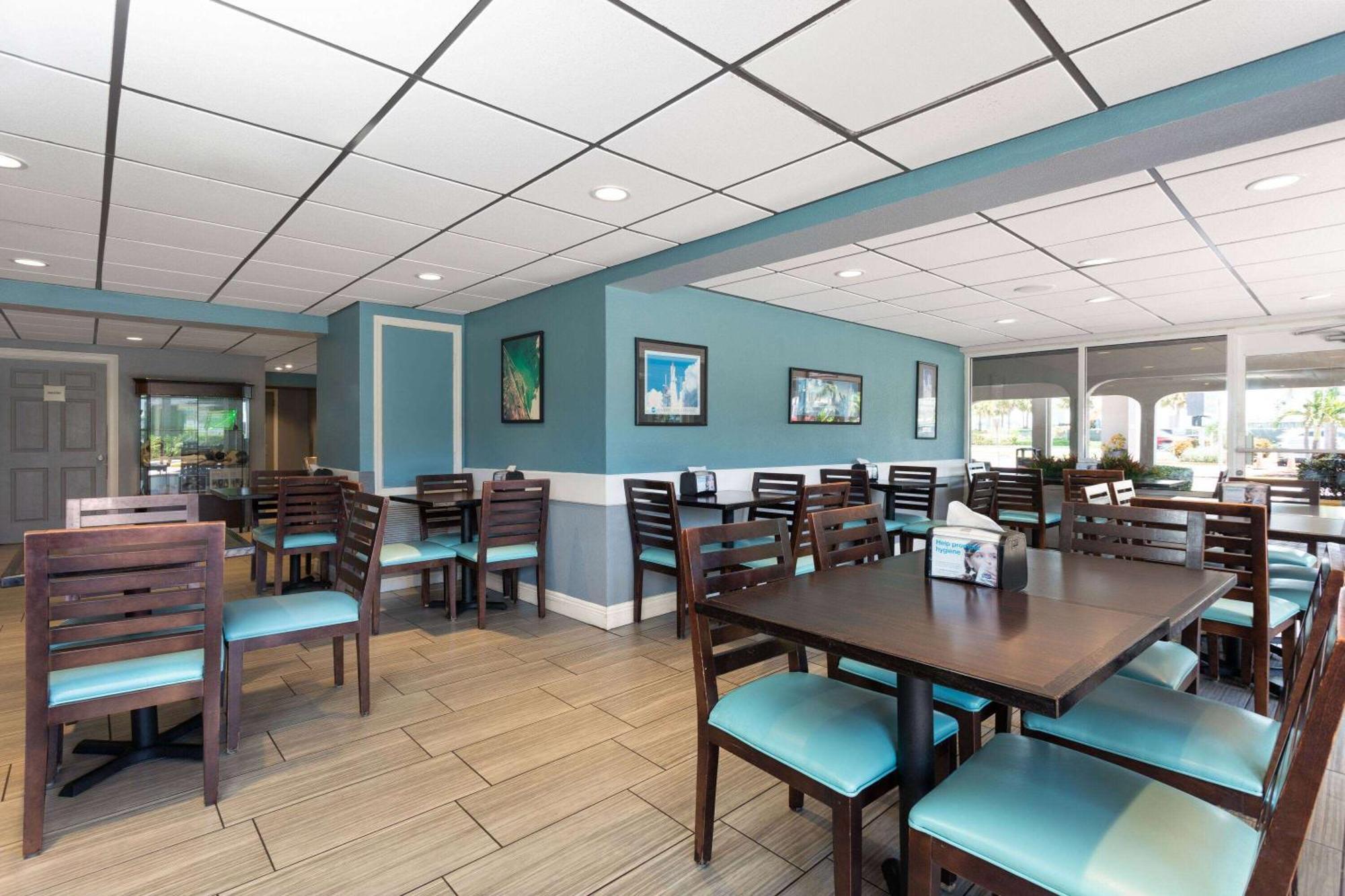 La Quinta Inn By Wyndham Cocoa Beach-Port Canaveral Exterior foto
